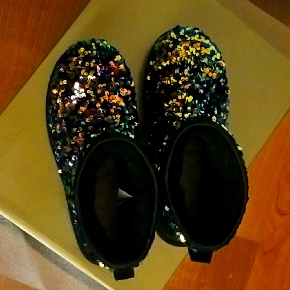 Ugg Sequin mini short Boot